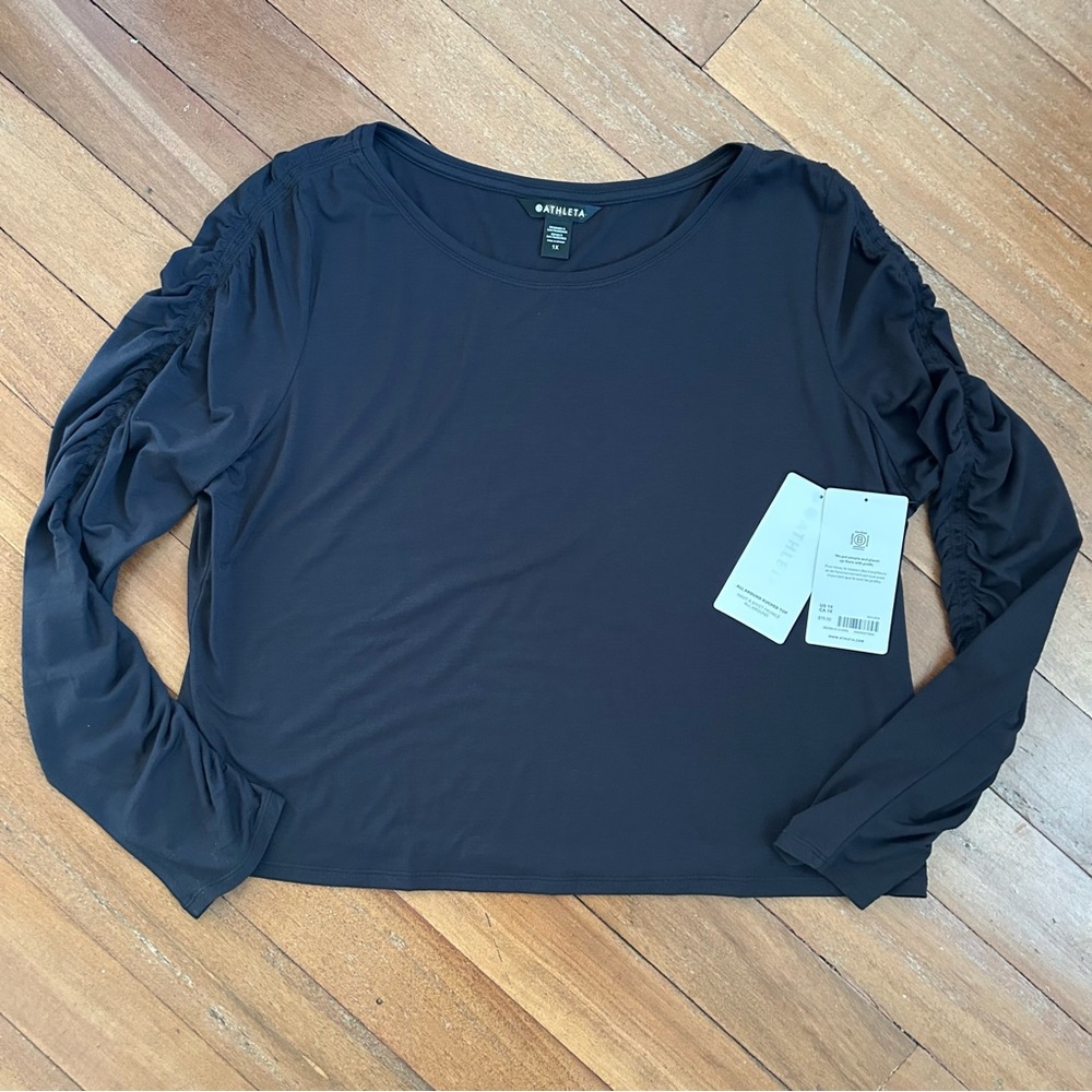 Athleta NWT All Around Ruched Top Black